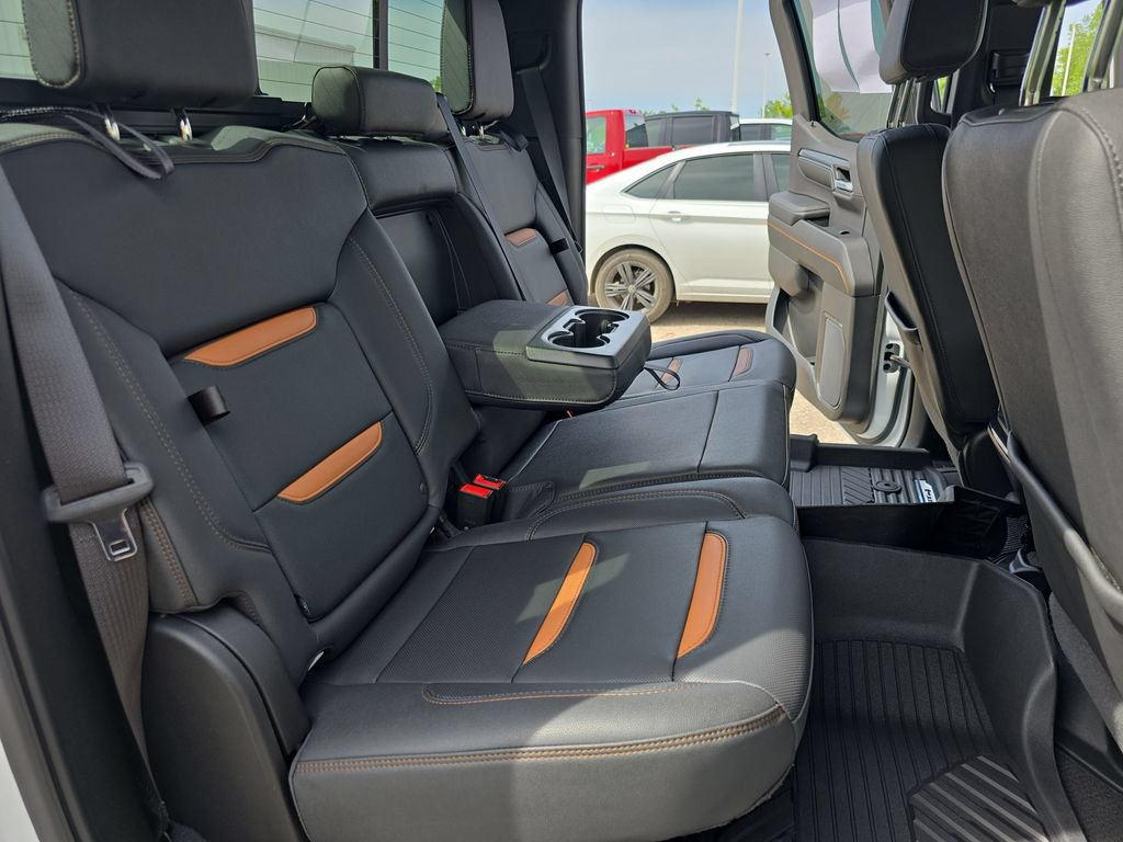 Certified 2023 GMC Sierra 1500 AT4 w/ AT4 Premium Package AWD/4WD image 11