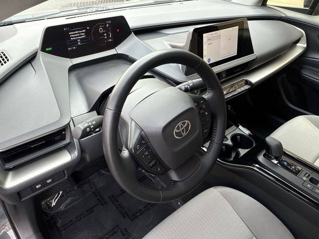 Used 2024 Toyota Prius LE image 16