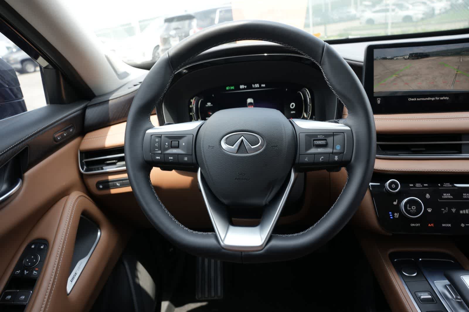 Used 2023 INFINITI QX60 Sensory w/ Vision Package AWD/4WD image 9