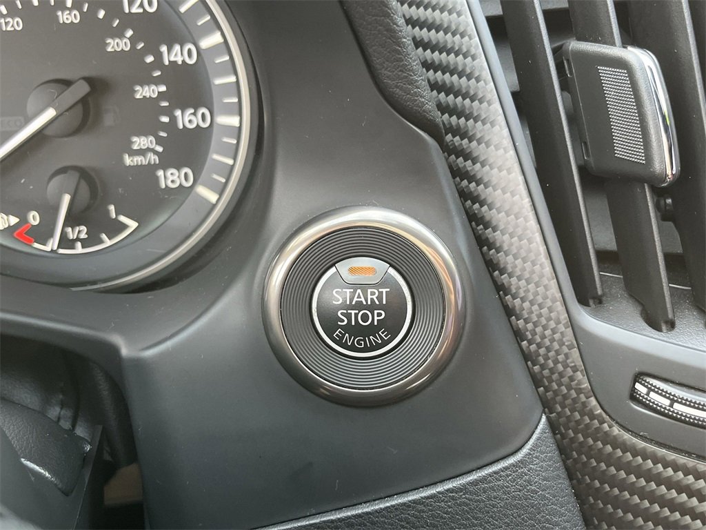 Used 2022 INFINITI Q60 Red Sport 400 w/ Carbon Fiber Package image 17