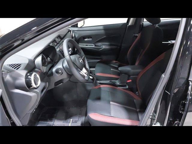 Used 2025 Nissan Versa SR w/ Trunk Package FWD image 20