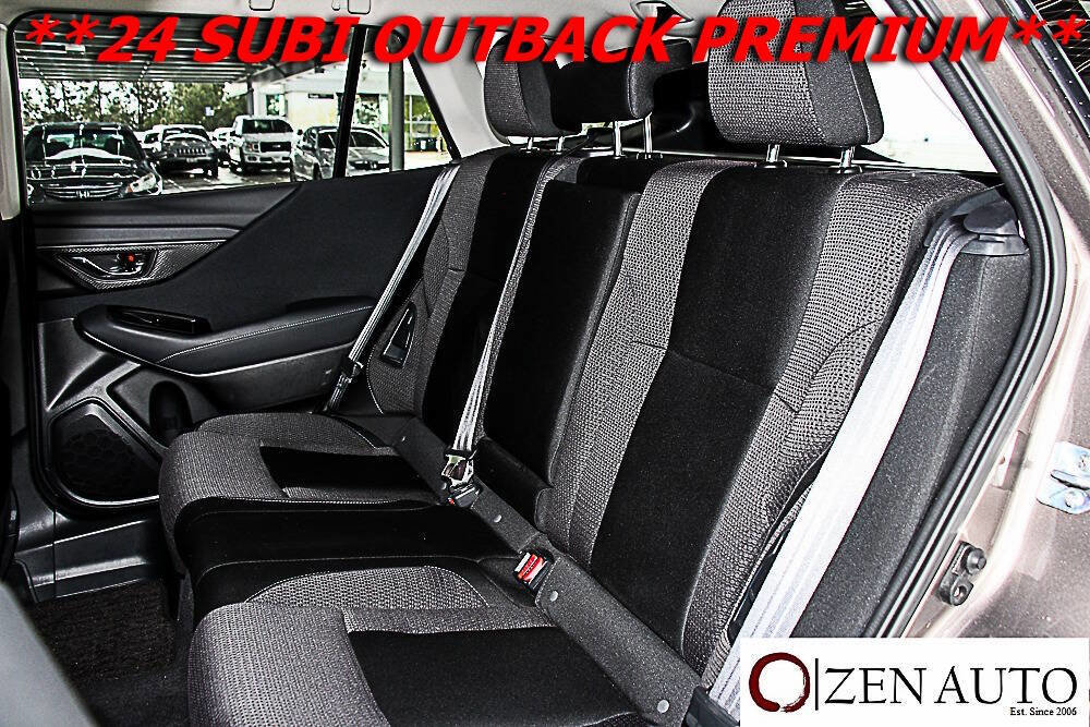 Used 2024 Subaru Outback Premium image 34