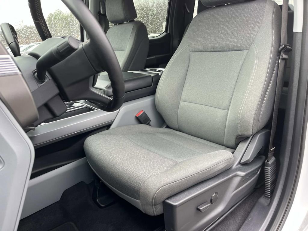 Used 2024 Ford F150 XLT w/ Mobile Office Package image 27