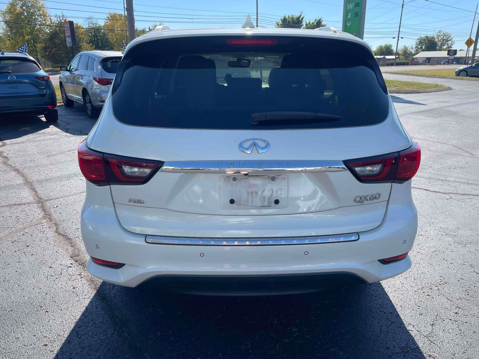 Used 2019 INFINITI QX60 Luxe w/ Essential Package AWD/4WD image 6