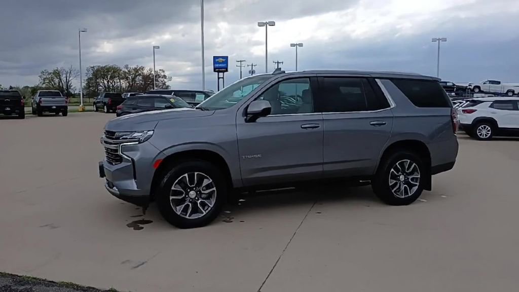 Used 2021 Chevrolet Tahoe LT image 4
