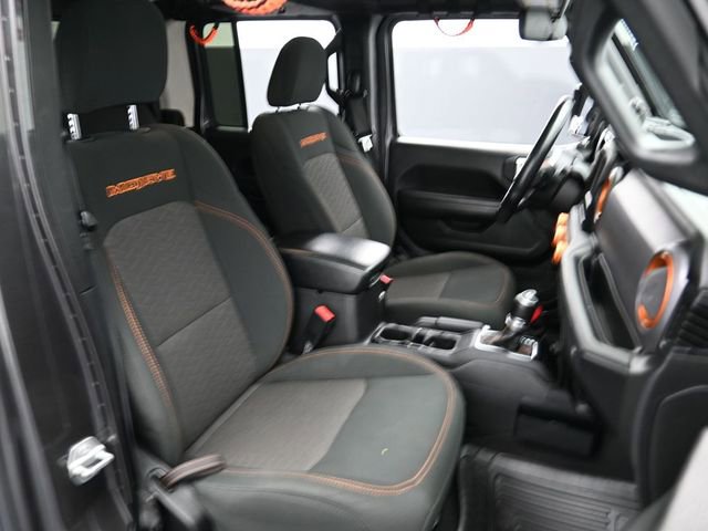 Used 2021 Jeep Gladiator Mojave w/ Trailer Tow Package image 28