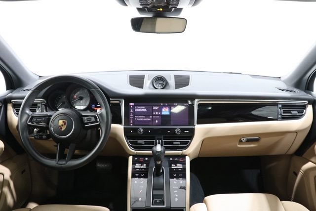 Used 2023 Porsche Macan S w/ Premium Package Plus AWD/4WD image 11