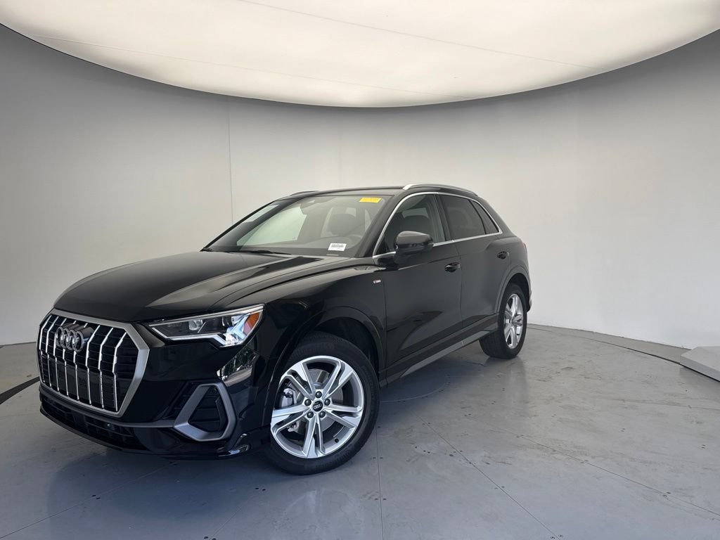 Used 2022 Audi Q3 2.0T Premium Plus AWD/4WD image 1
