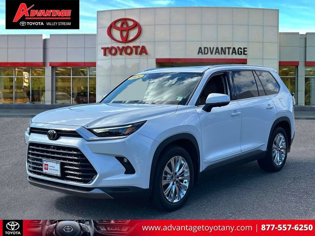 Used 2024 Toyota Grand Highlander AWD image 4