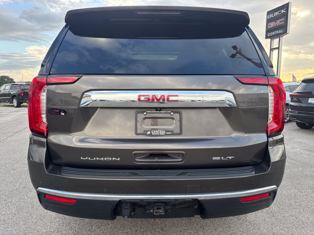 Used 2021 GMC Yukon SLT w/ SLT Premium Package AWD/4WD image 5