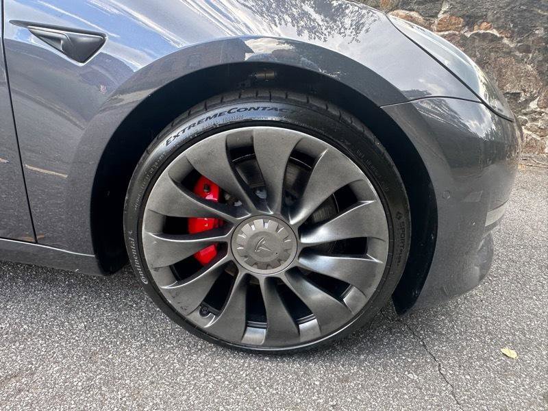 Used 2021 Tesla Model 3 Performance image 11