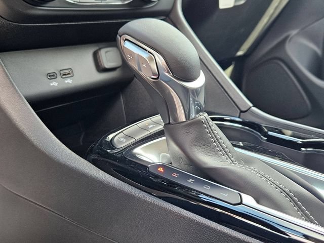 Certified 2026 Buick Encore GX Preferred FWD image 12