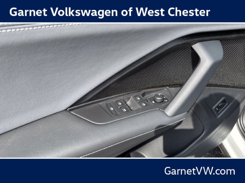 New 2026 Volkswagen Tiguan SE AWD/4WD image 11