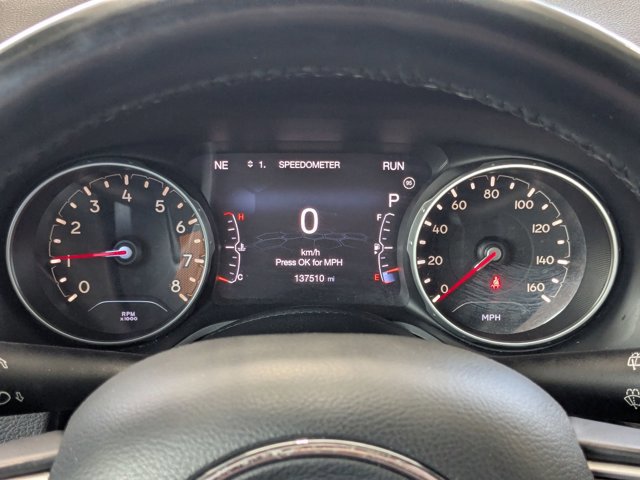 Used 2019 Jeep Compass Latitude FWD image 3