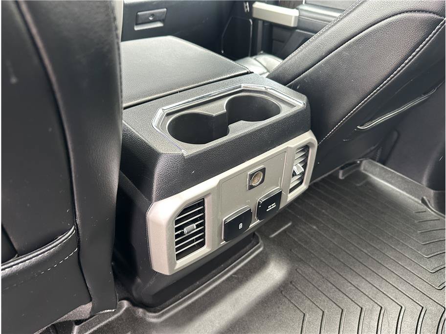 Used 2020 Ford F250 Lariat AWD/4WD image 17