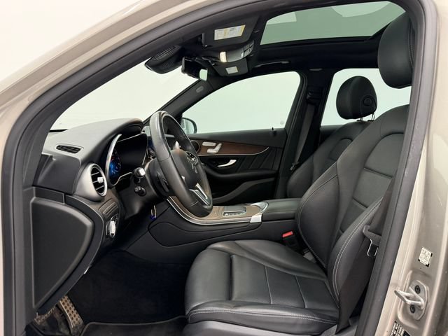 Used 2021 Mercedes-Benz GLC 300 image 18