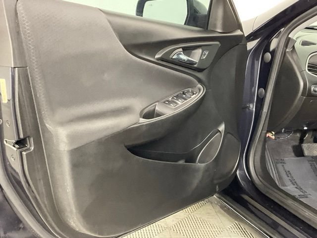 Used 2023 Chevrolet Malibu LT w/ Driver Confidence Package FWD image 13