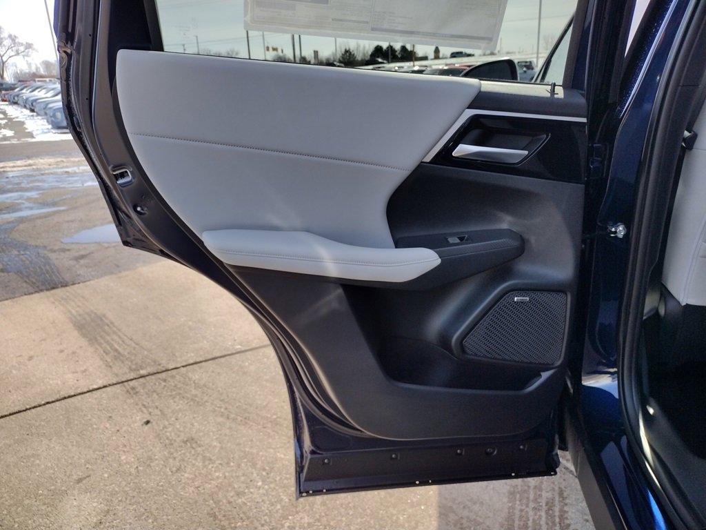 New 2026 Mitsubishi Outlander SE image 31