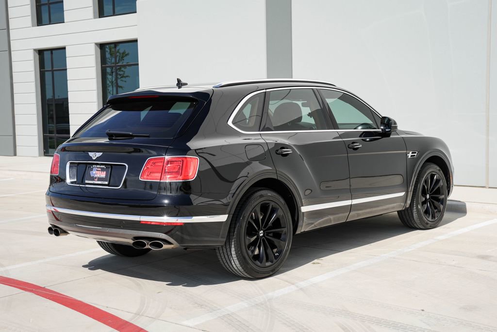 Used 2019 Bentley Bentayga AWD/4WD image 7