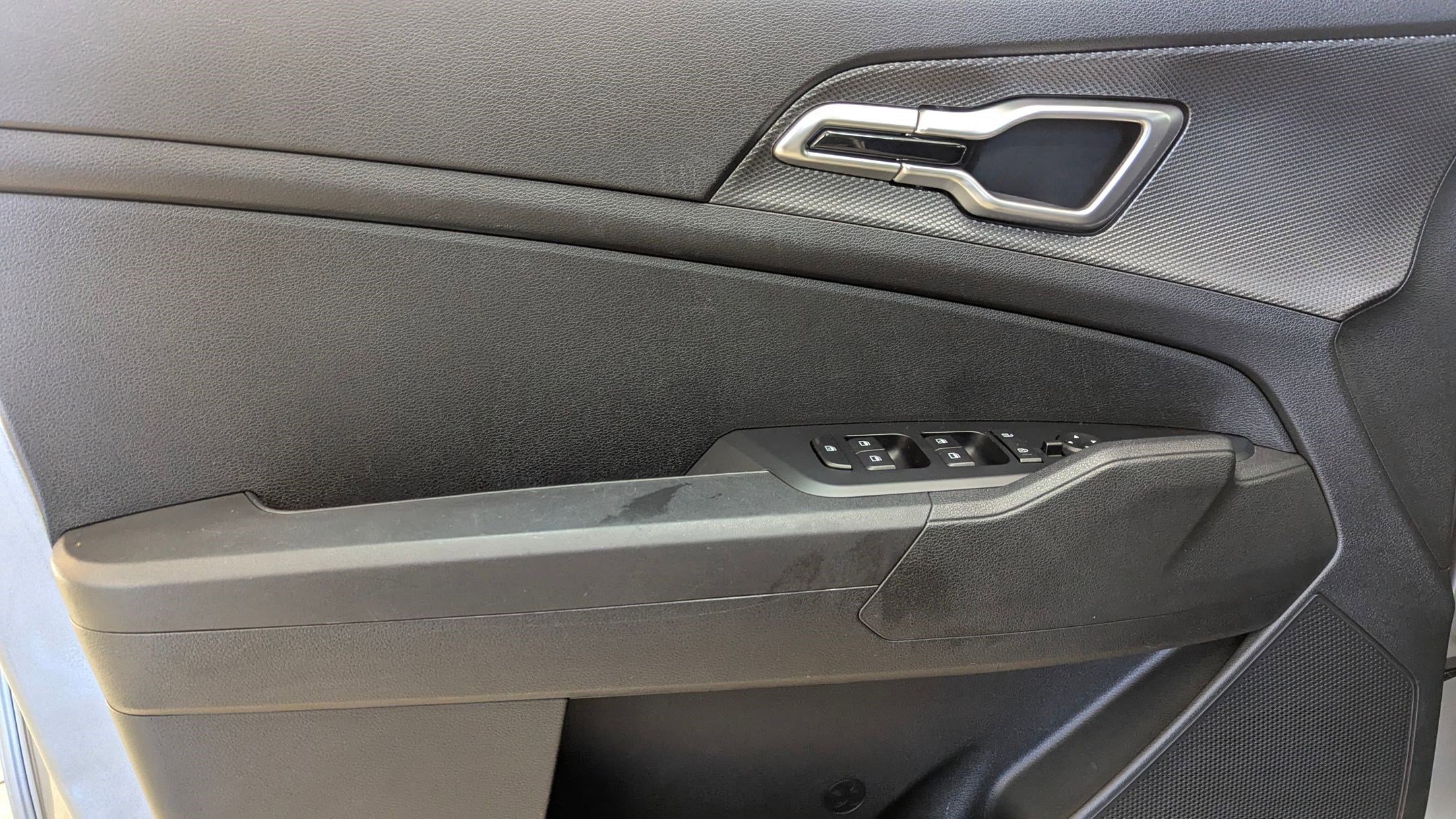 Used 2024 Kia Sportage LX image 13