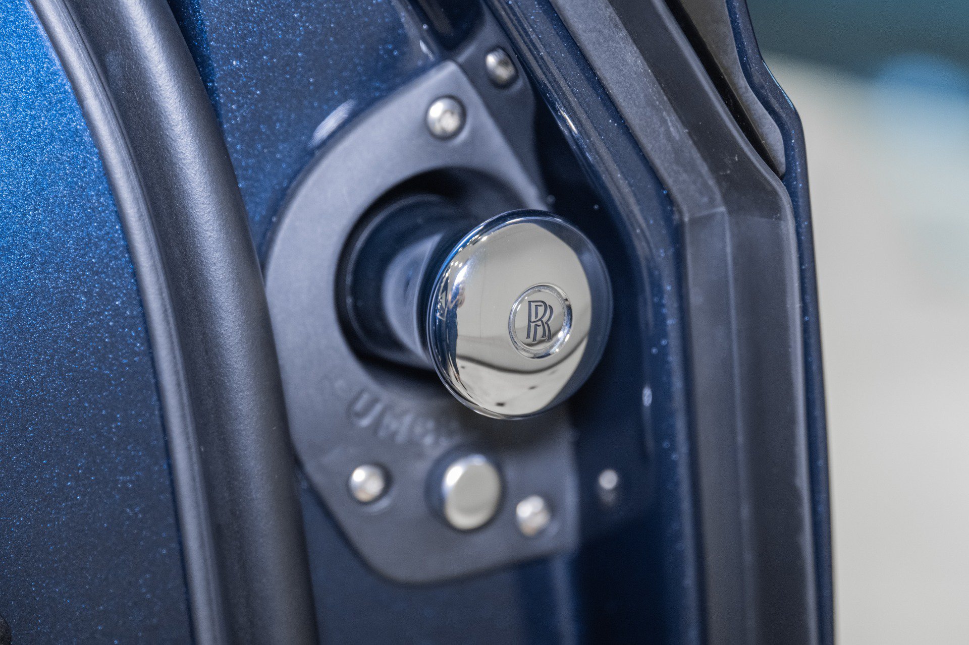 Used 2011 Rolls-Royce Phantom Sedan RWD image 35