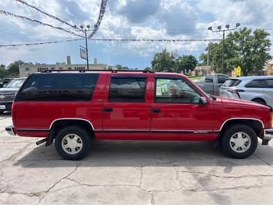 Used 1995 GMC Suburban 2WD image 5