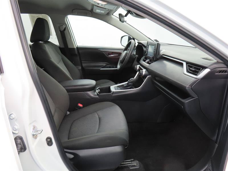 Used 2022 Toyota RAV4 XLE FWD image 35