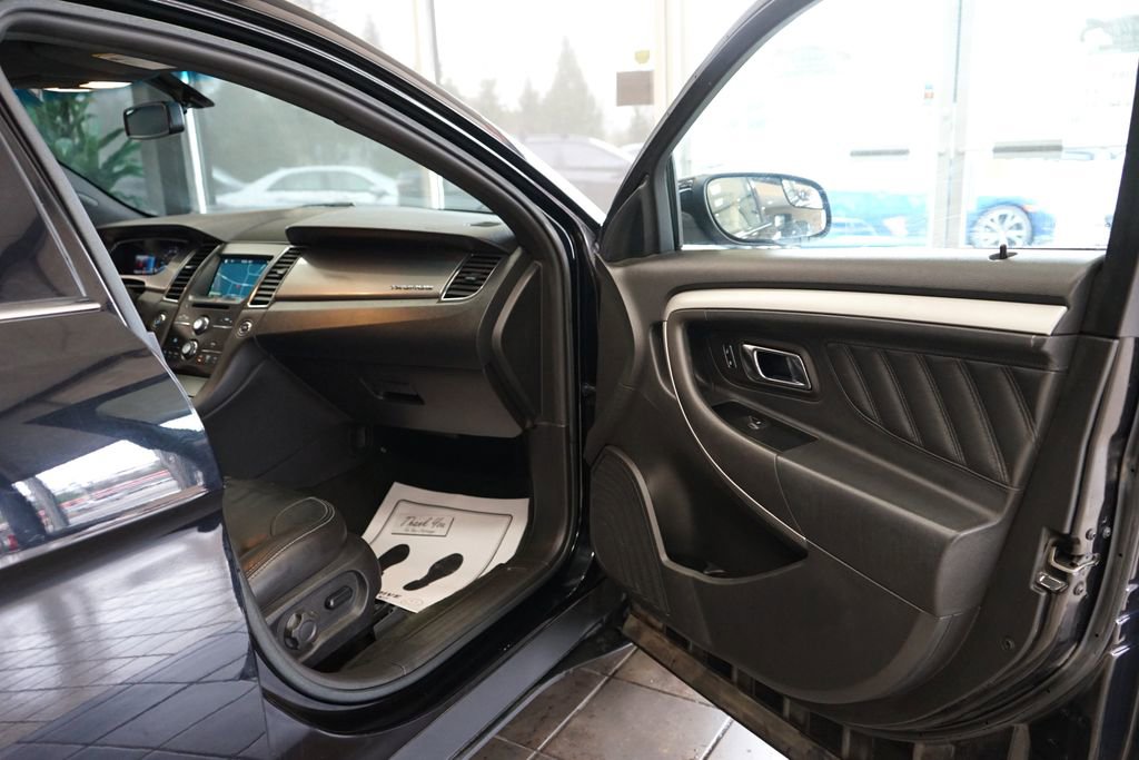 Used 2016 Ford Taurus SEL w/ Equipment Group 201A image 39