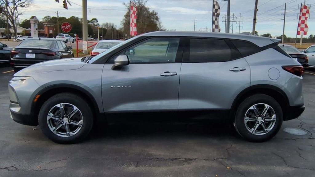 Used 2023 Chevrolet Blazer LT image 5