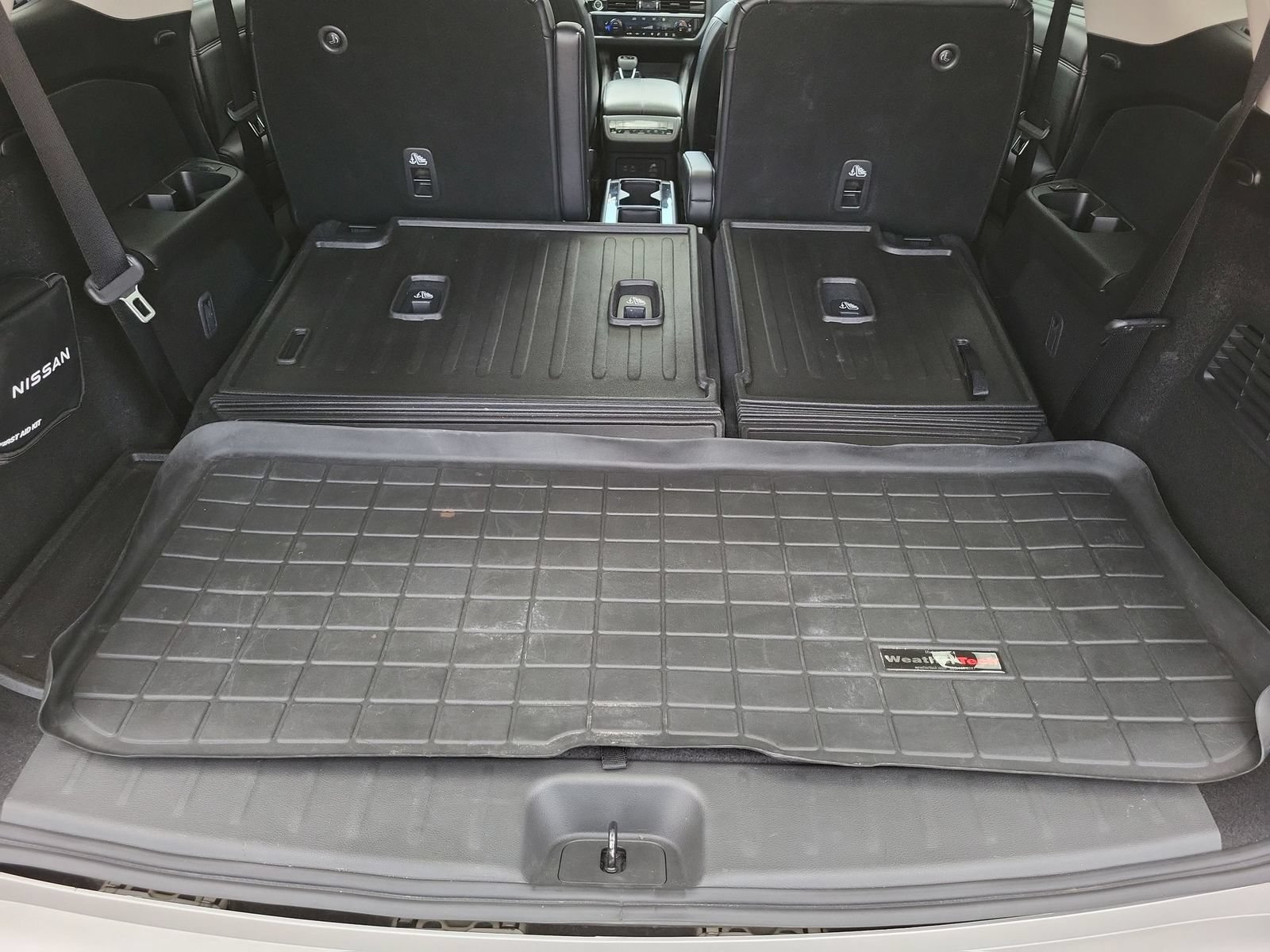 Used 2023 Nissan Pathfinder Platinum AWD/4WD image 26