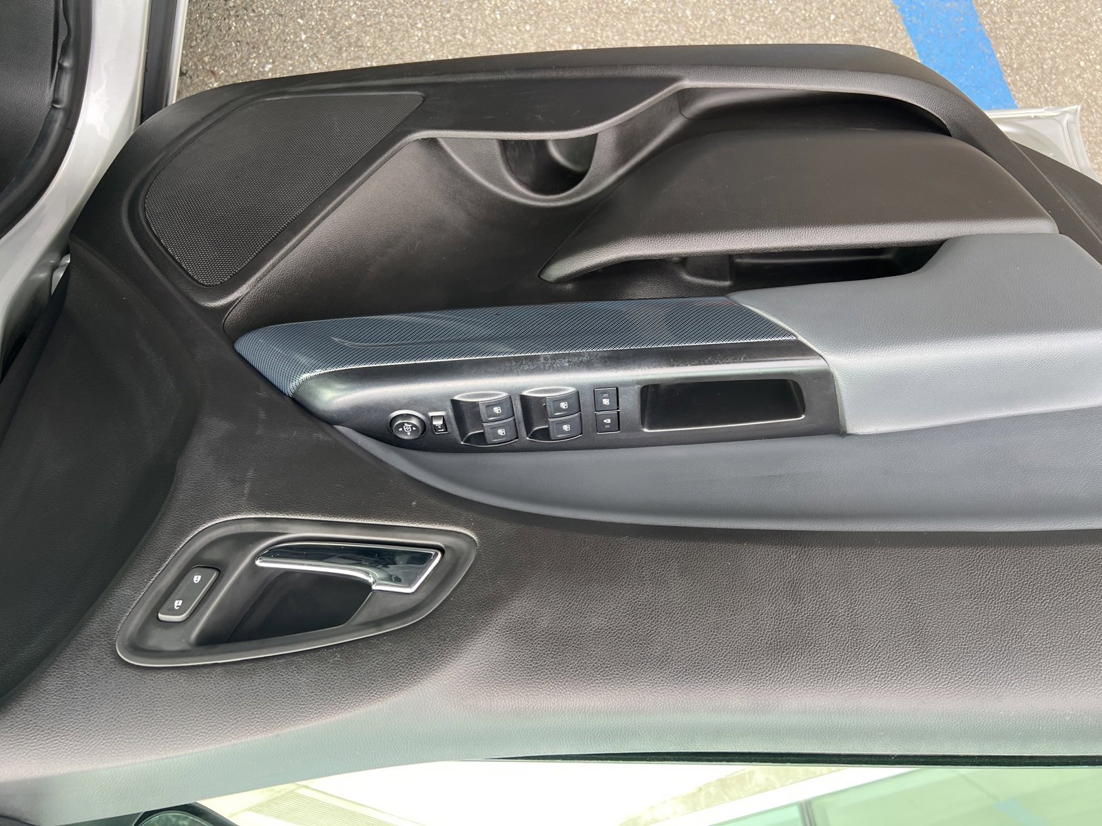 Used 2017 Chevrolet Colorado Z71 image 14