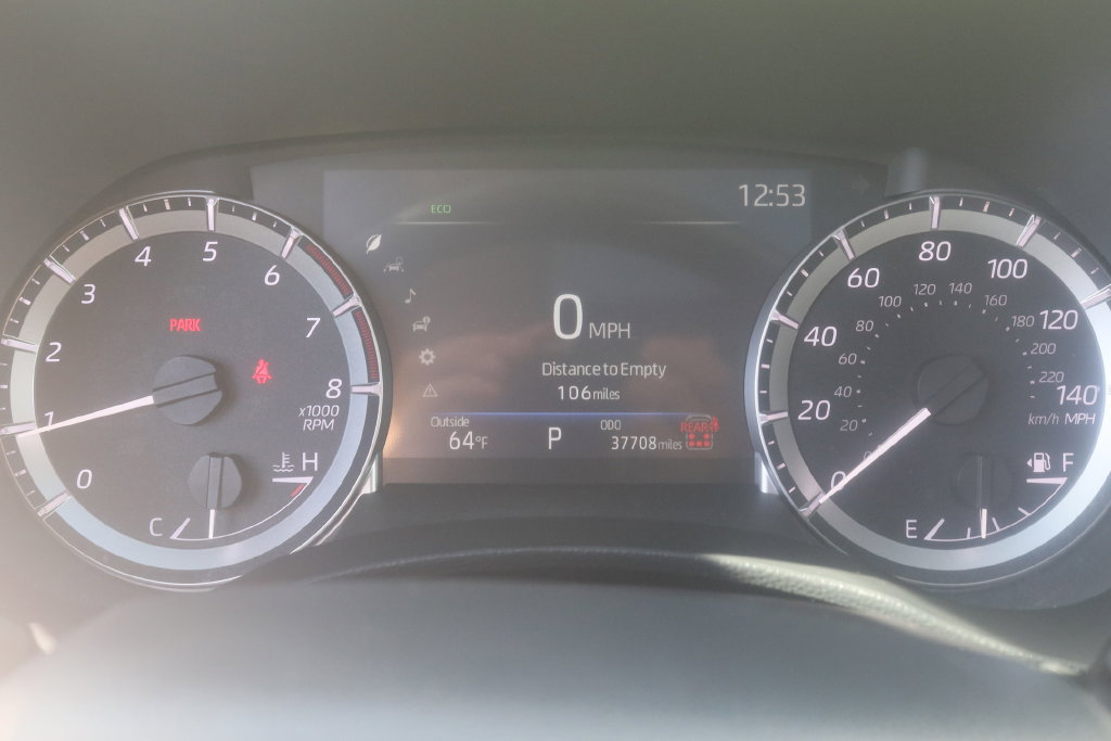 Used 2025 Toyota Highlander XLE AWD/4WD image 36