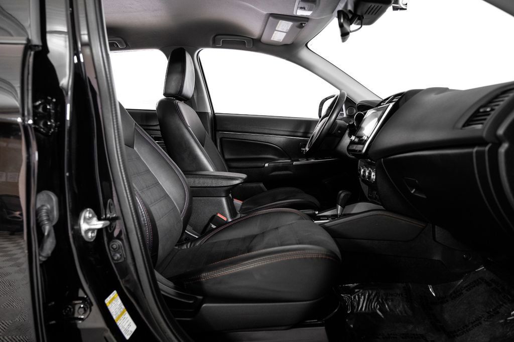 Used 2024 Mitsubishi Outlander Sport AWD image 34