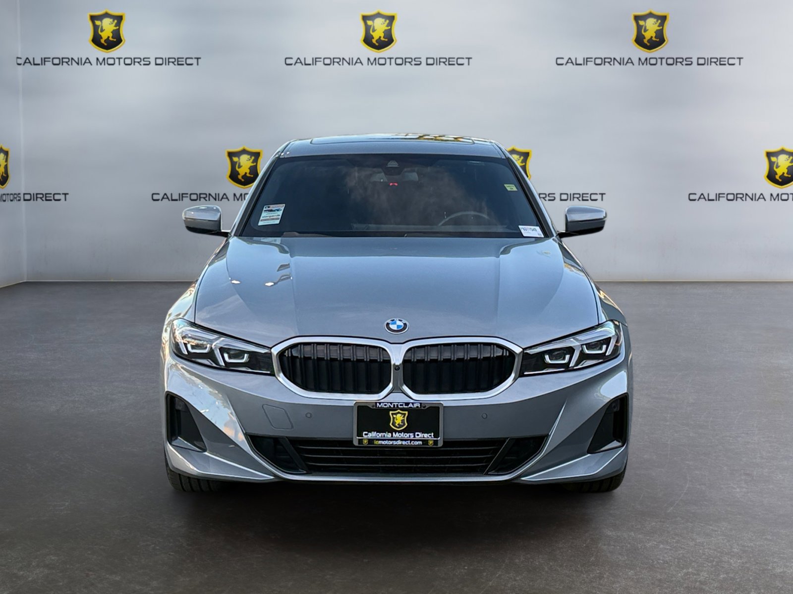 Used 2023 BMW 330i Sedan w/ Premium Package image 8