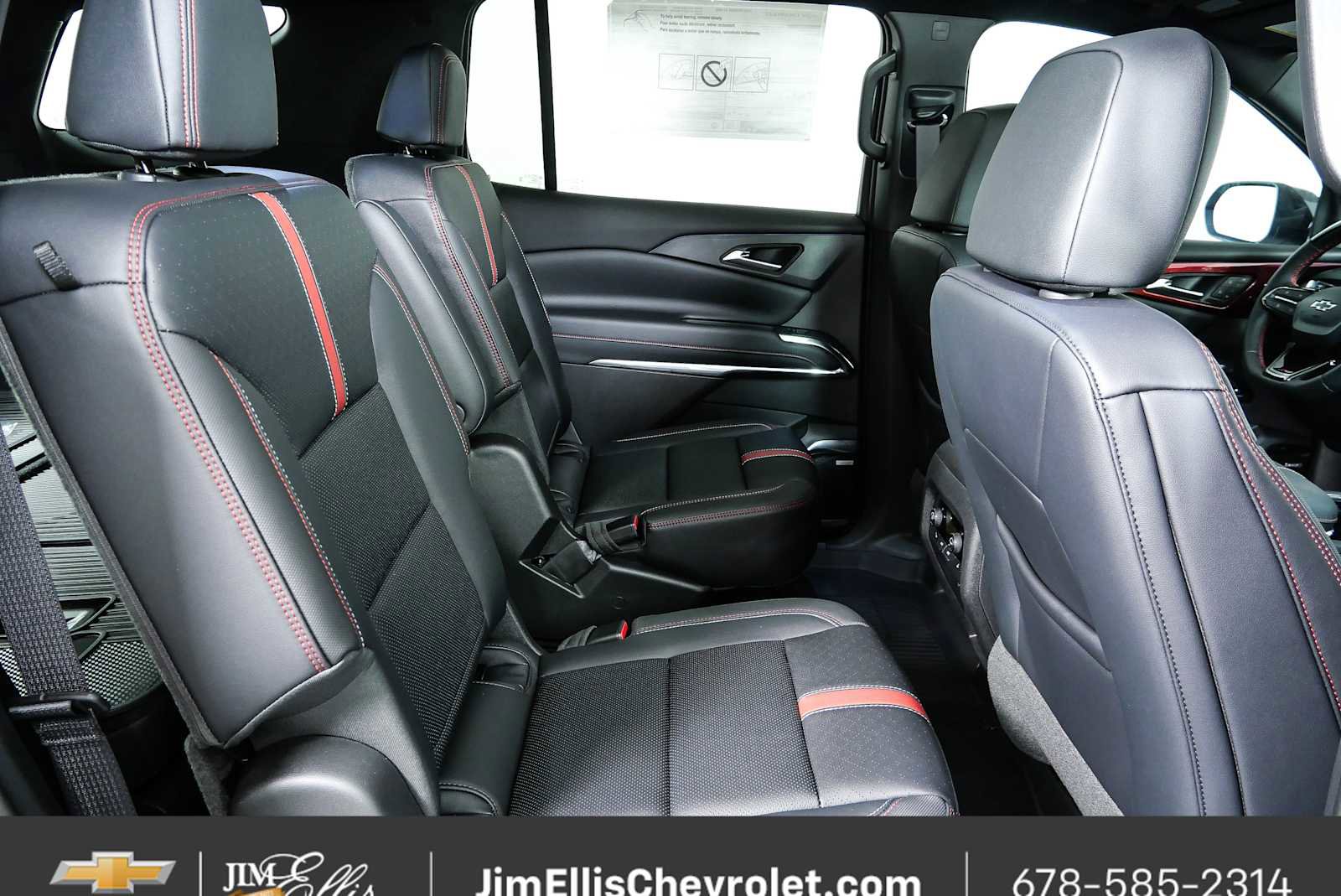 New 2026 Chevrolet Traverse RS w/ LPO, Floor Liner Package AWD/4WD image 23