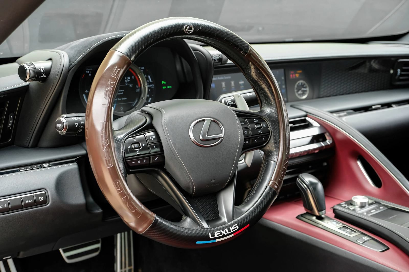 Used 2018 Lexus LC 500 Coupe w/ Sport Package RWD image 14