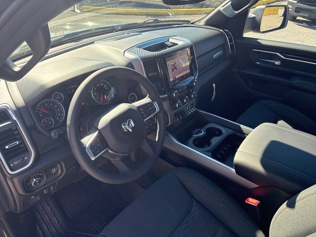 New 2026 RAM 1500 4x4 Crew Cab image 13