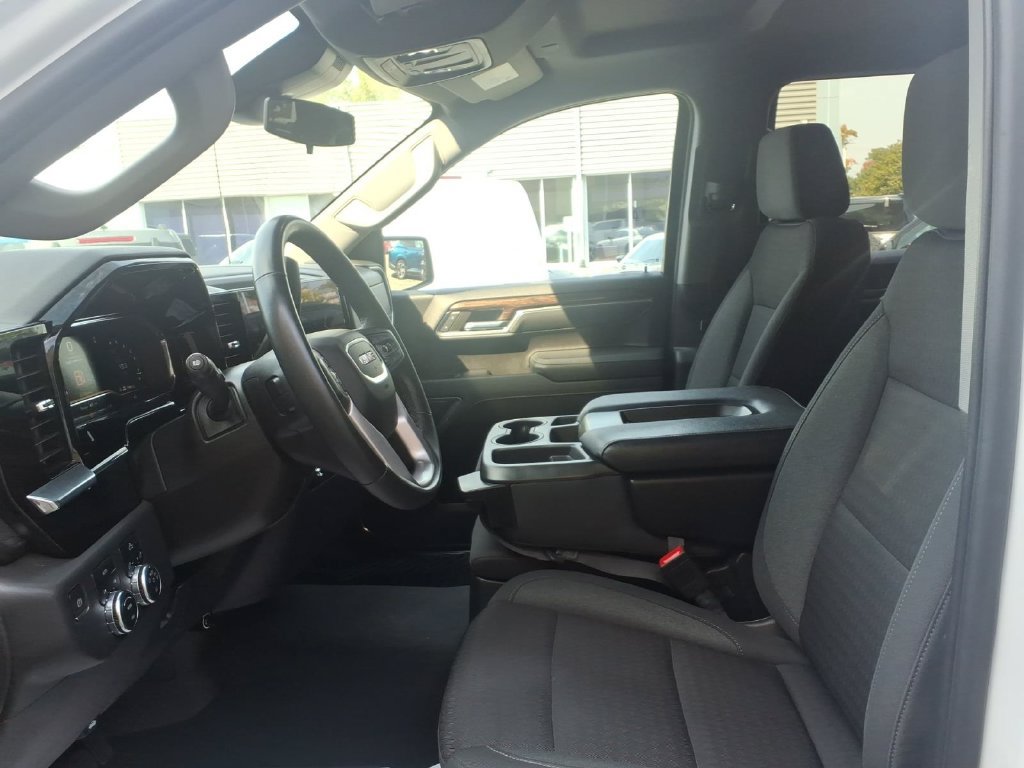 Used 2023 GMC Sierra 1500 Elevation AWD/4WD image 18