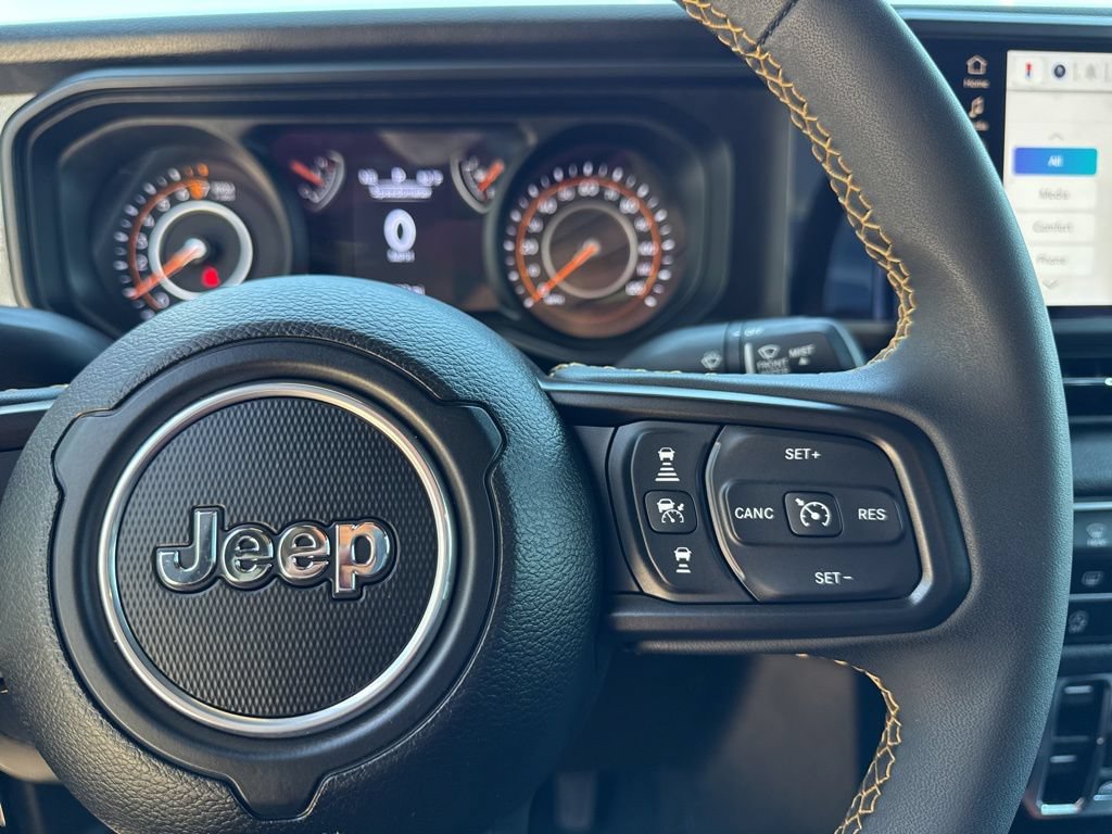 Used 2024 Jeep Gladiator Sport AWD/4WD image 33