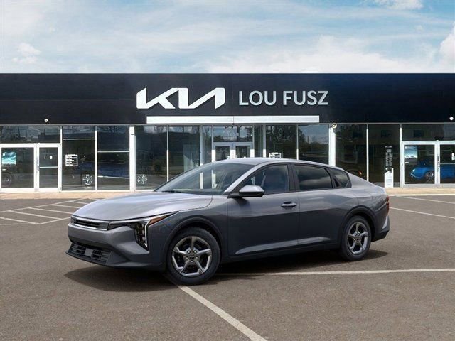 New 2026 Kia K4 FWD image 3