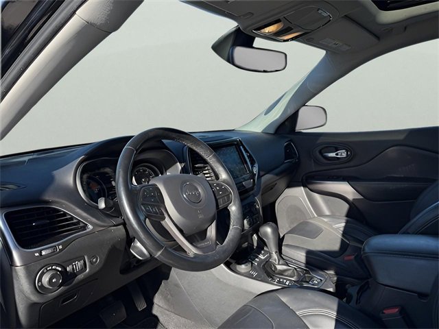 Used 2019 Jeep Cherokee Limited image 13