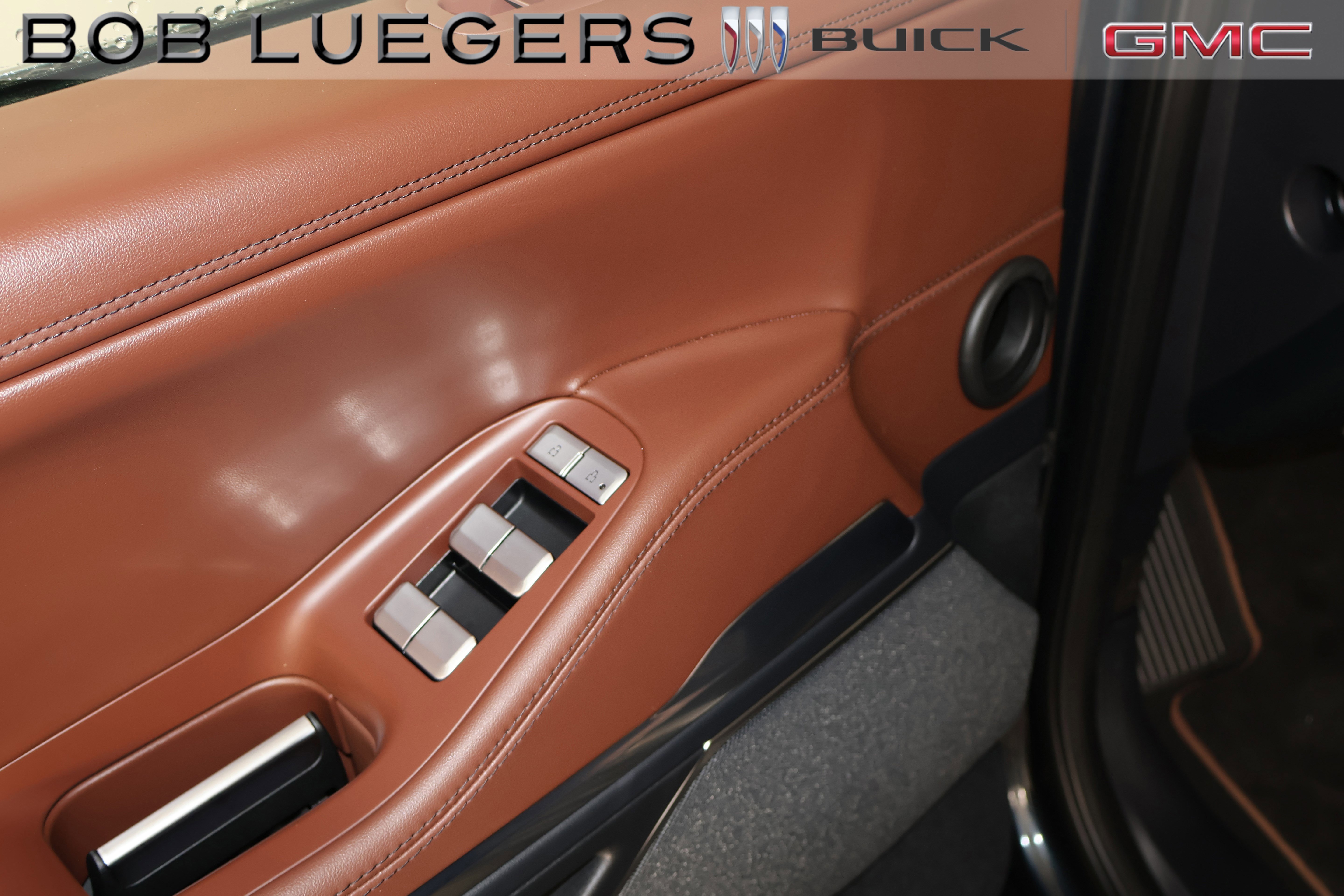 Used 2026 Lincoln Navigator Reserve AWD/4WD image 8