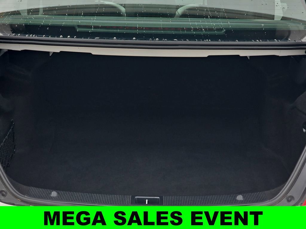 Used 2013 Mercedes-Benz C 250 Sedan image 12