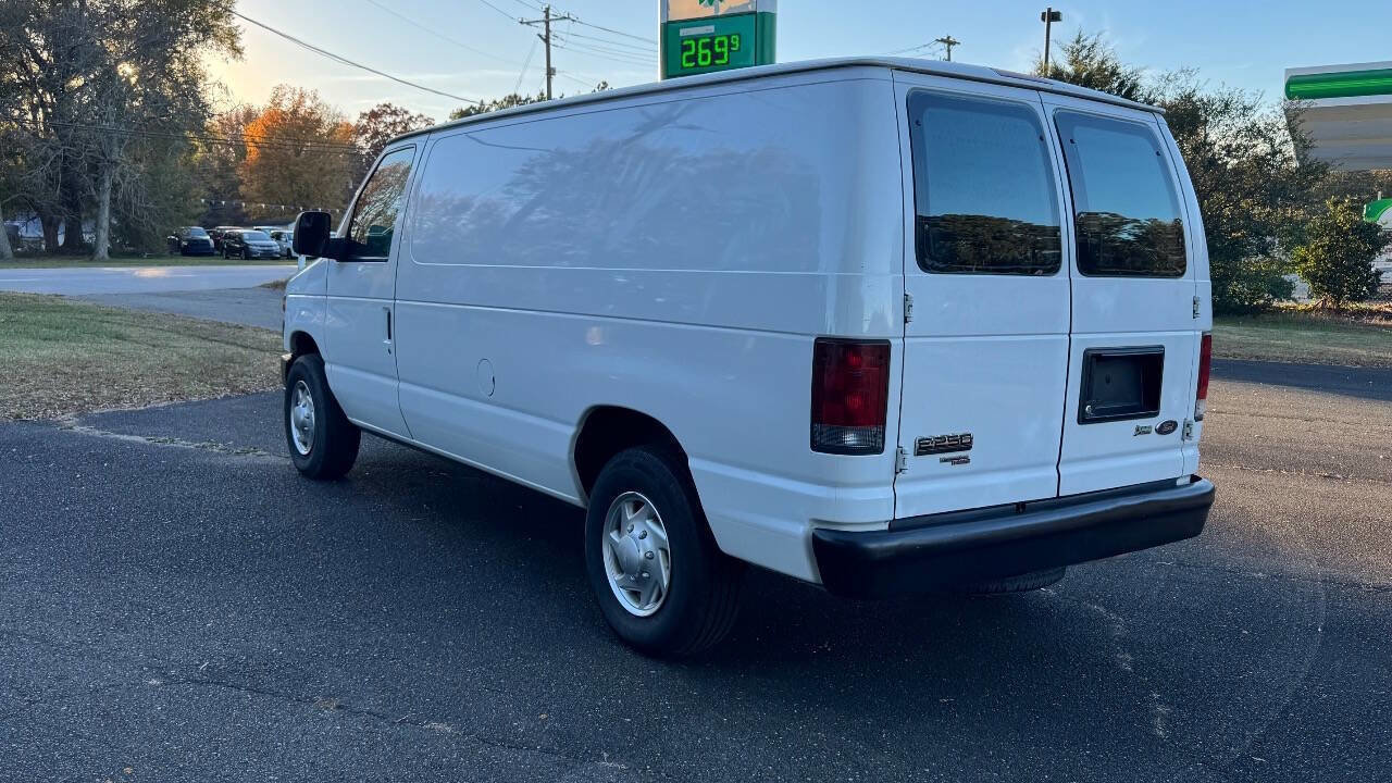 Used 2011 Ford E-250 and Econoline 250 w/ PWR Group image 6