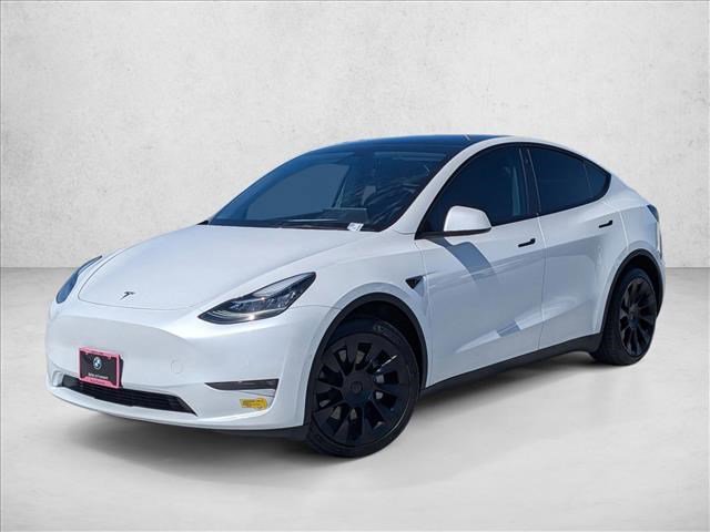 Used 2022 Tesla Model Y Long Range image 1
