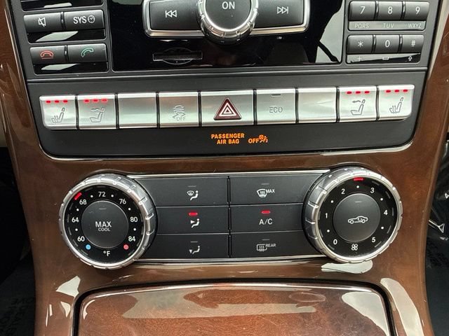 Used 2014 Mercedes-Benz SLK 350 image 34