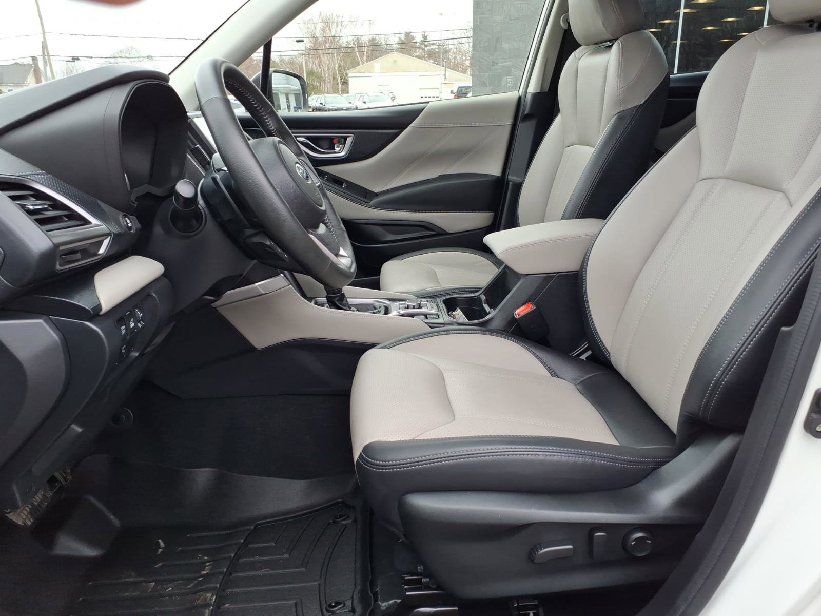 Certified 2023 Subaru Forester Limited image 9