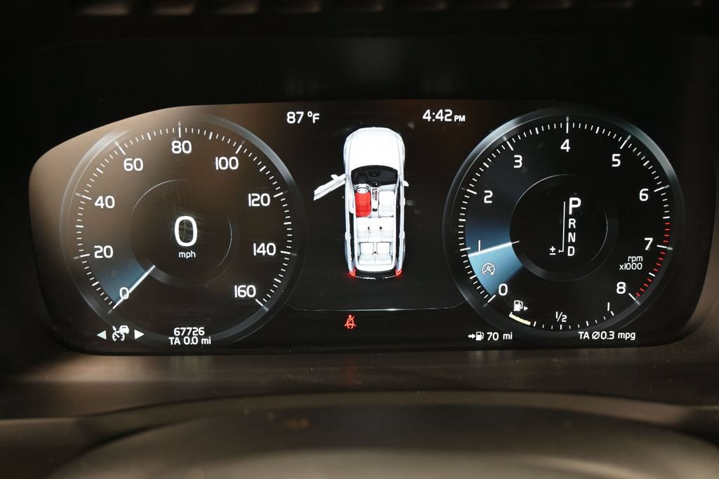 Used 2018 Volvo XC90 T6 Momentum w/ Convenience Package AWD/4WD image 20