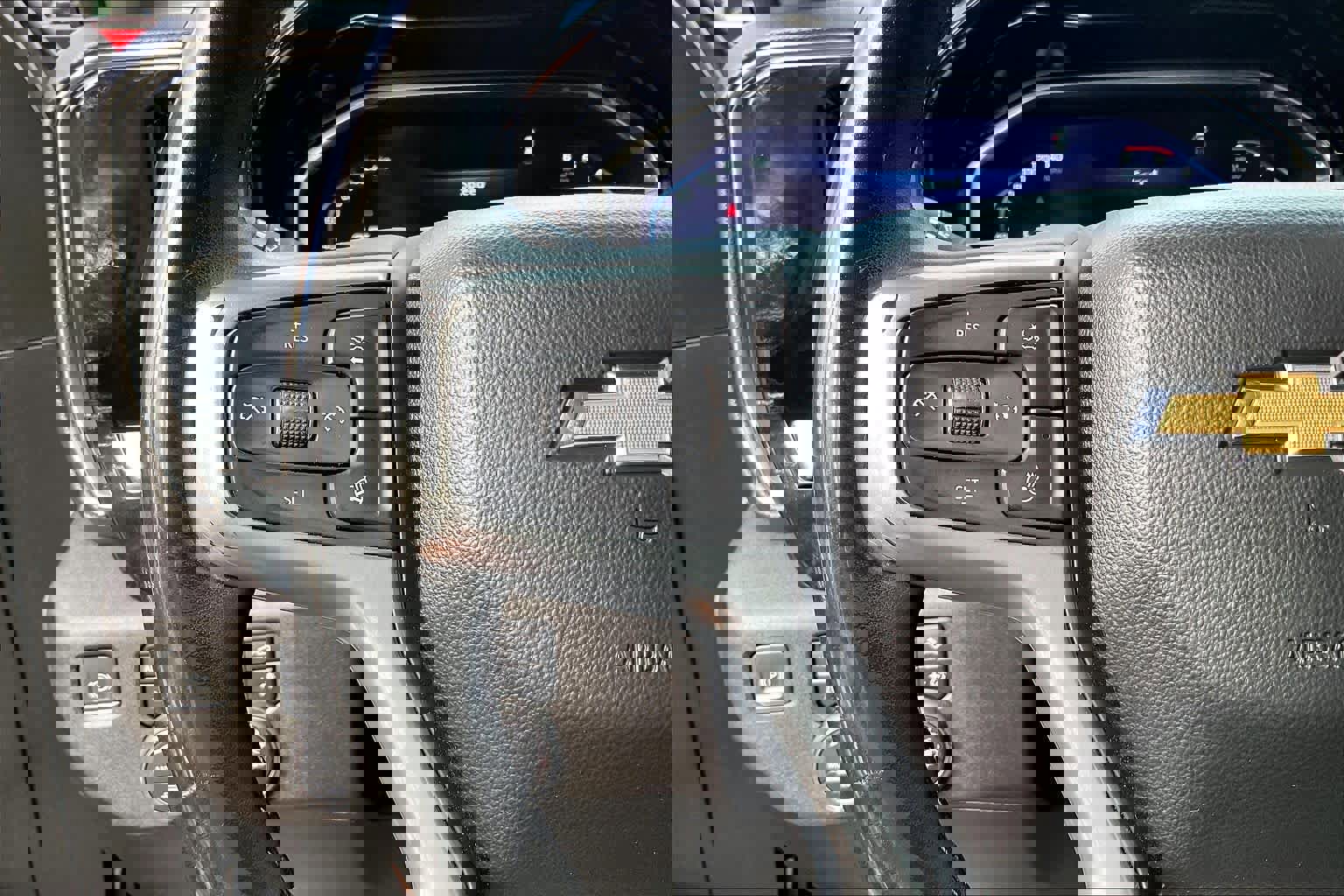 Used 2024 Chevrolet Silverado 3500 LTZ w/ LTZ Premium Package image 17