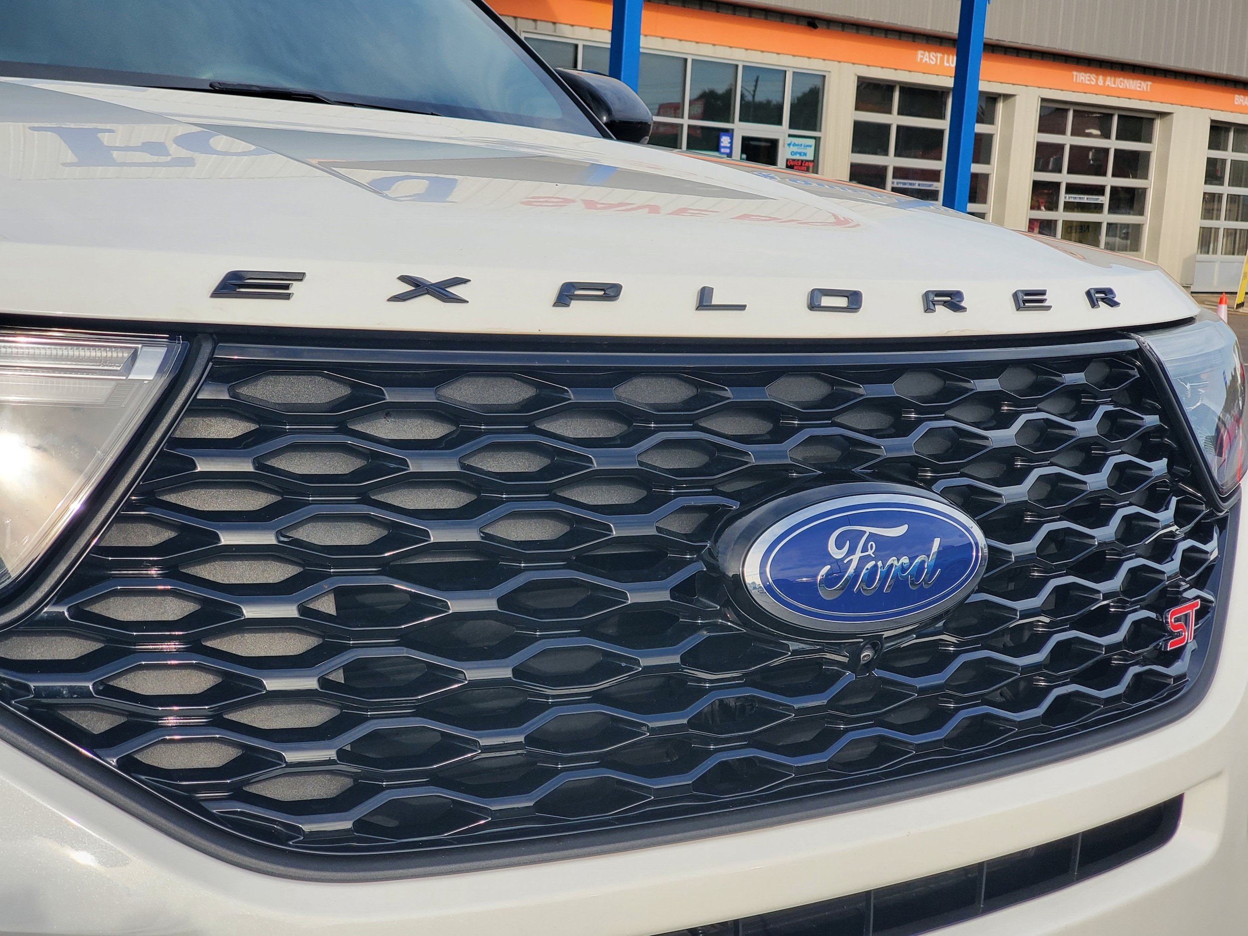 Used 2021 Ford Explorer ST w/ Equipment Group 401A AWD/4WD image 7